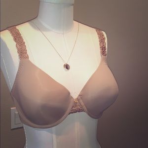 SOLD Natori pure lux full fit bra 38C NWOT